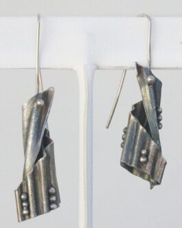 Silver microfold earrings